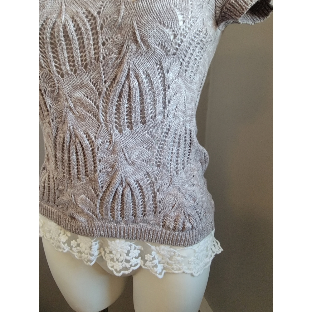 Short Sleeve Sweater with Lace